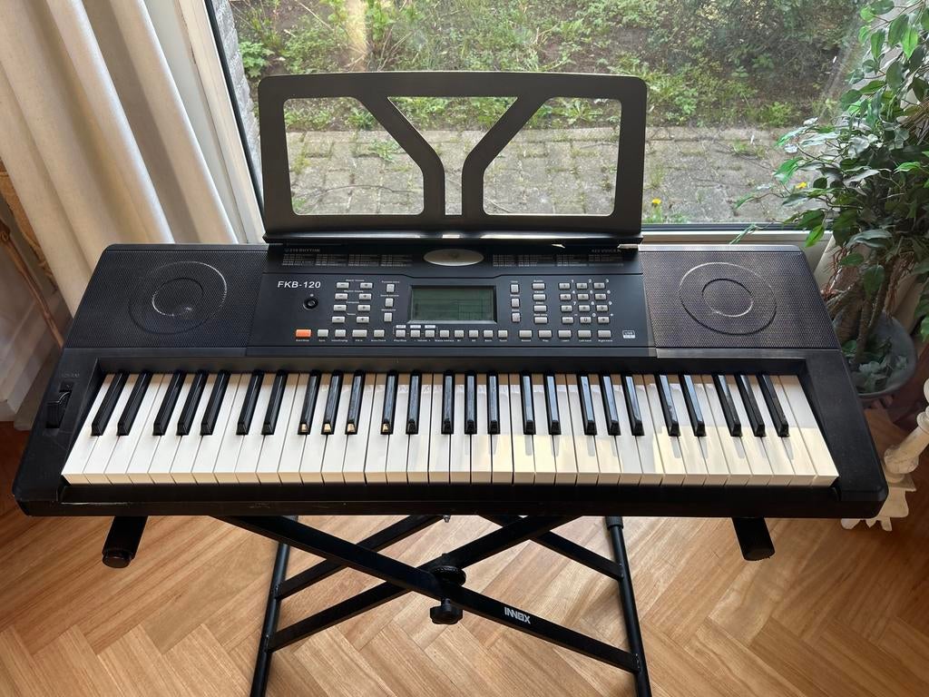 Fazley FKB-120 Keyboard met Innox standaard, 61 toetsen, Midi-aansluiting, Zo goed als nieuw, Ophalen