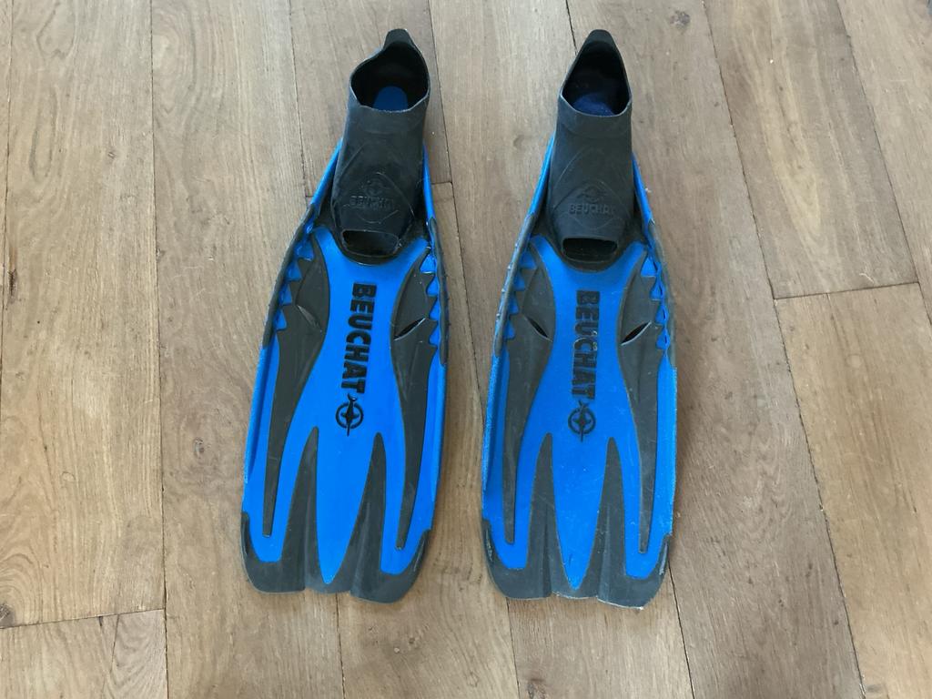 Beuchat - duikvinnen - snorkelvinnen - maat 43/44, Ophalen of Verzenden, Zo goed als nieuw, Zwem- of Duikvliezen