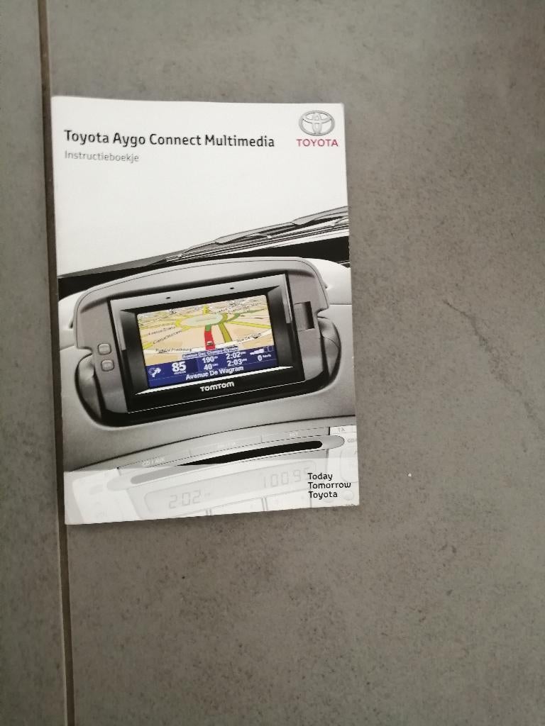 Gebruikershandleiding TOYOTA AYGO  connect multimedia 05/12, Auto diversen, Handleidingen en Instructieboekjes, Ophalen of Verzenden