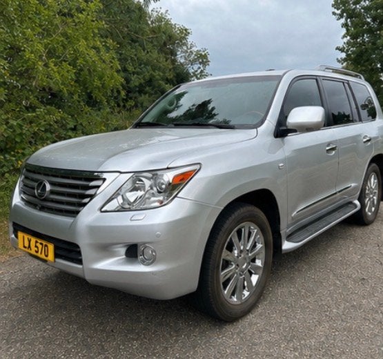 Lexus LX570 ( Toyota Land Cruiser 200 Series) 8 persoons Moo, Automaat, 389 pk, Gebruikt, Leder