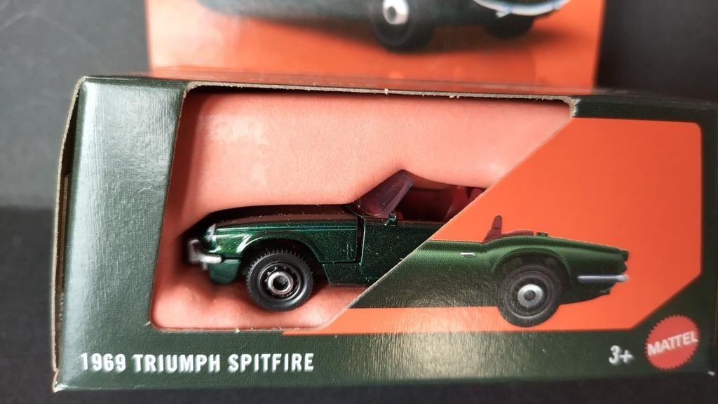 Triumph Spitfire 1969 1:64 Matchbox Moving parts Pol, Auto, Verzenden, Nieuw, Matchbox@mattel.com