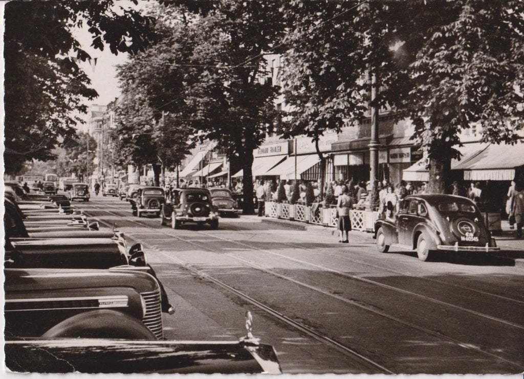 Duitsland, Dusseldorf met auto's , Opel Kapitan, Verzamelen, Ophalen of Verzenden, 1940 tot 1960, Gelopen, Duitsland