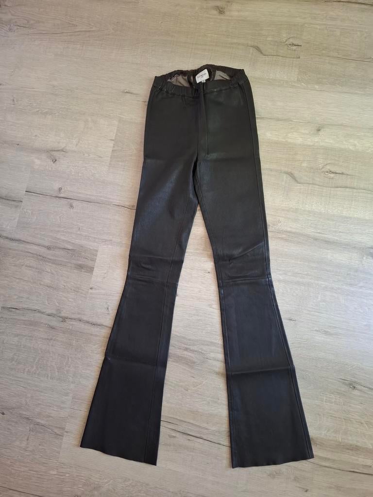 Est 'Seven leren broek mt XS, Ophalen of Verzenden