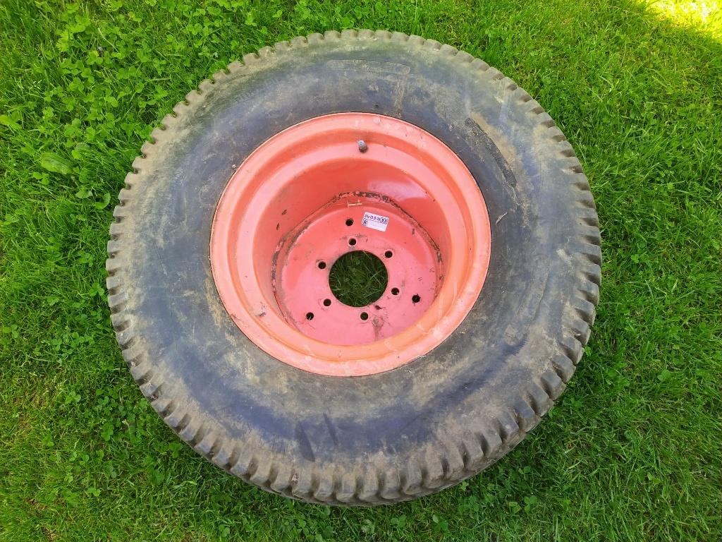 Band 31x13.5-15 gazon Bridgestone Kubota, Zakelijke goederen, Agrarisch | Onderdelen | Banden, Velgen en Assen, Ophalen