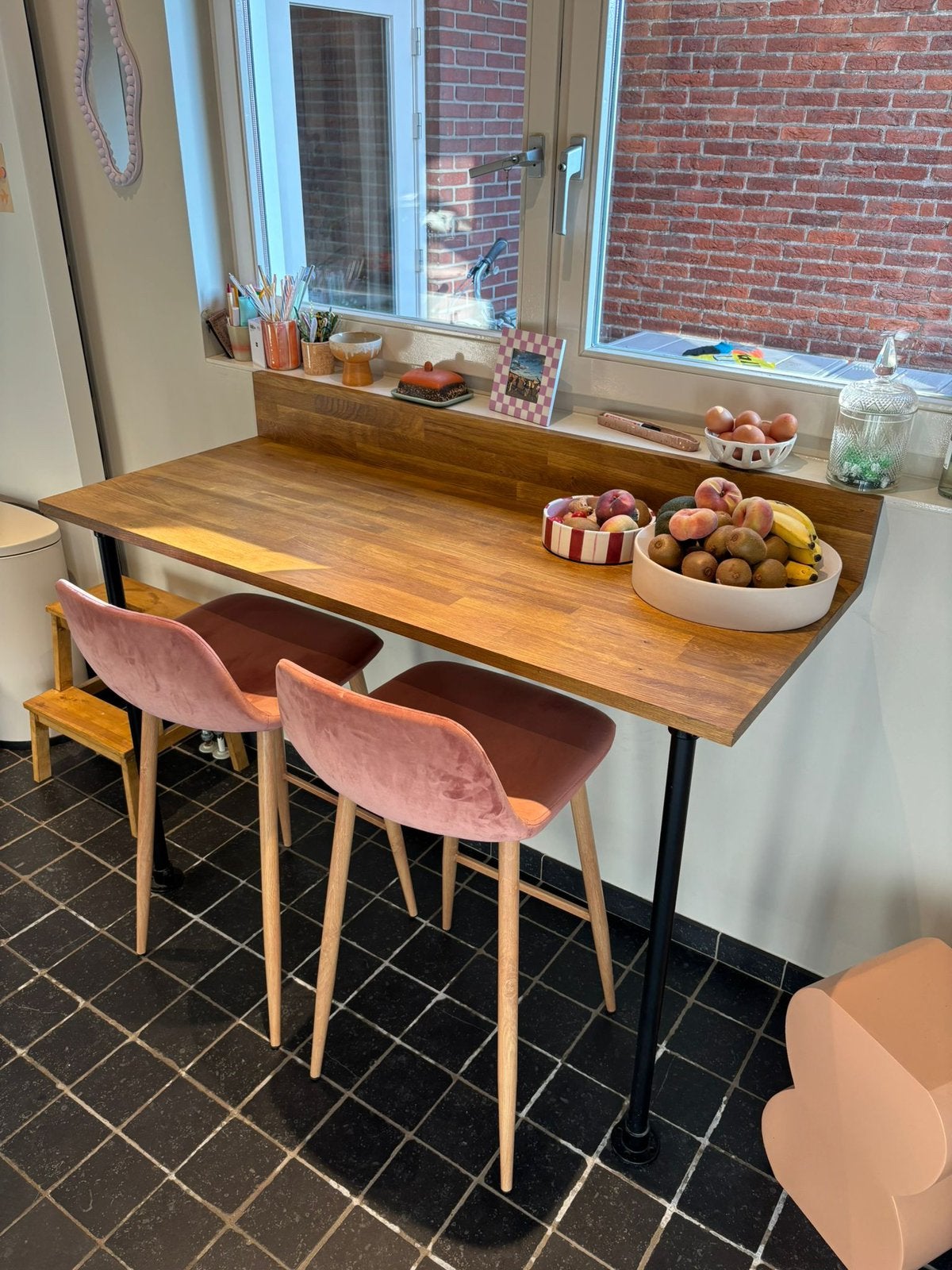 Zelfgemaakte bar te koop, Ophalen, Zo goed als nieuw