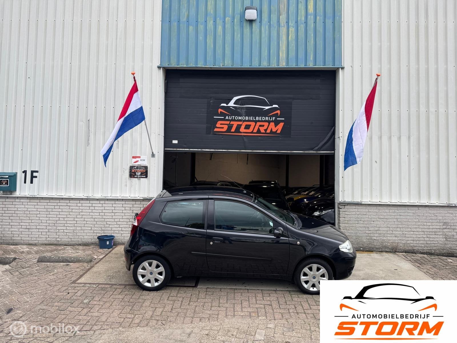 Fiat Punto 1.2 Navigator, Auto's, Gebruikt, 4 cilinders, Zwart, Origineel Nederlands