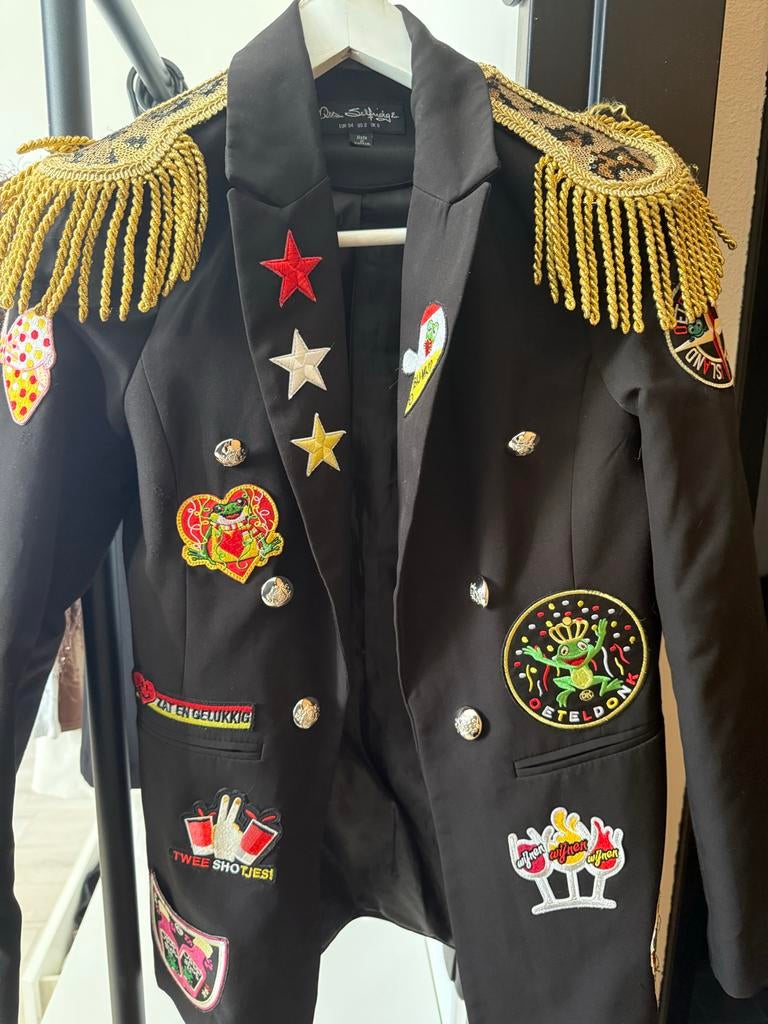 Uniek Oeteldonk jasje maat xs, Carnaval, Ophalen of Verzenden, Zo goed als nieuw, Kleding