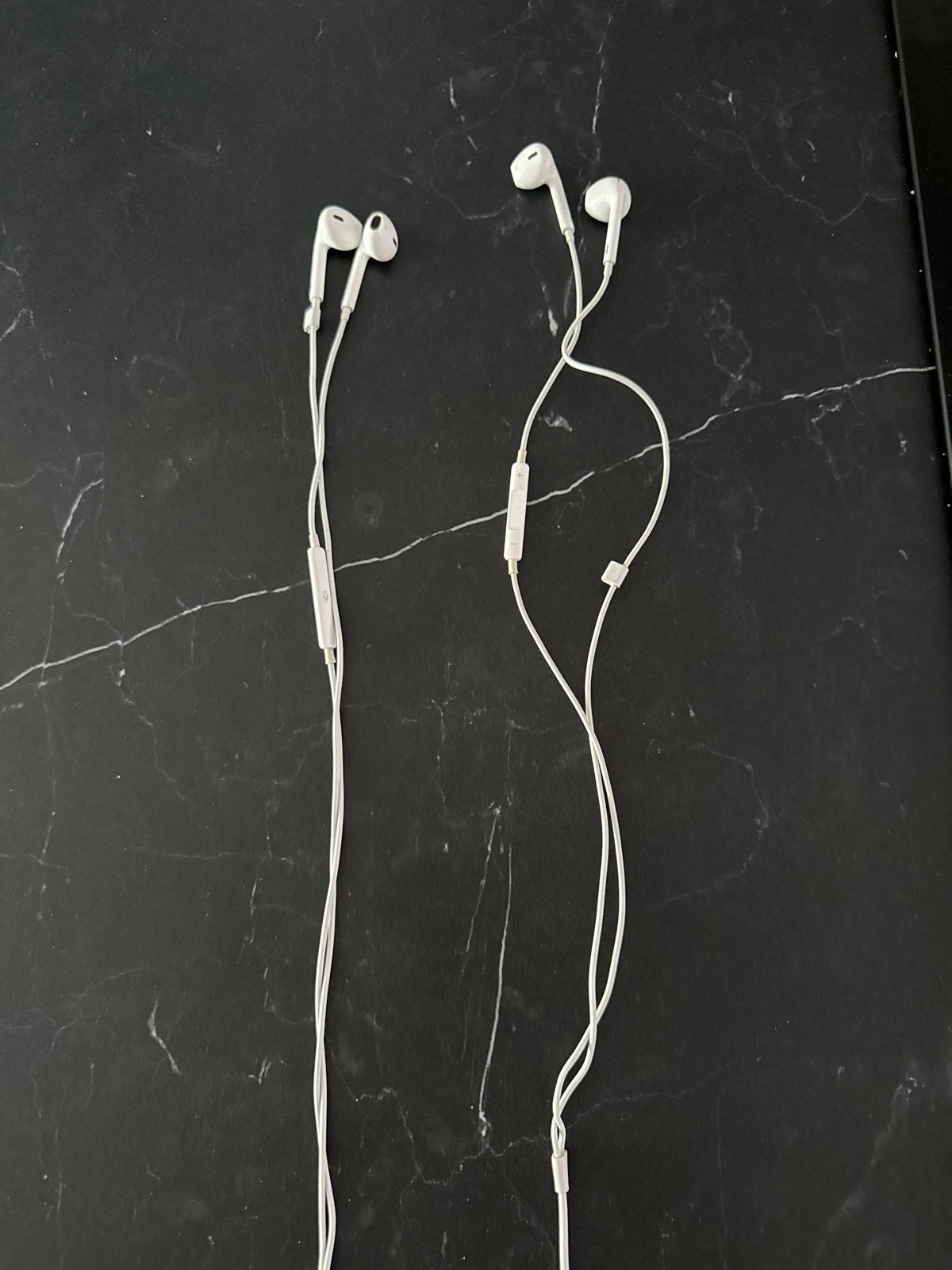 Apple EarPods met Lightning-connector (2 stuks), Ophalen, In-ear, Gebruikt, Wit