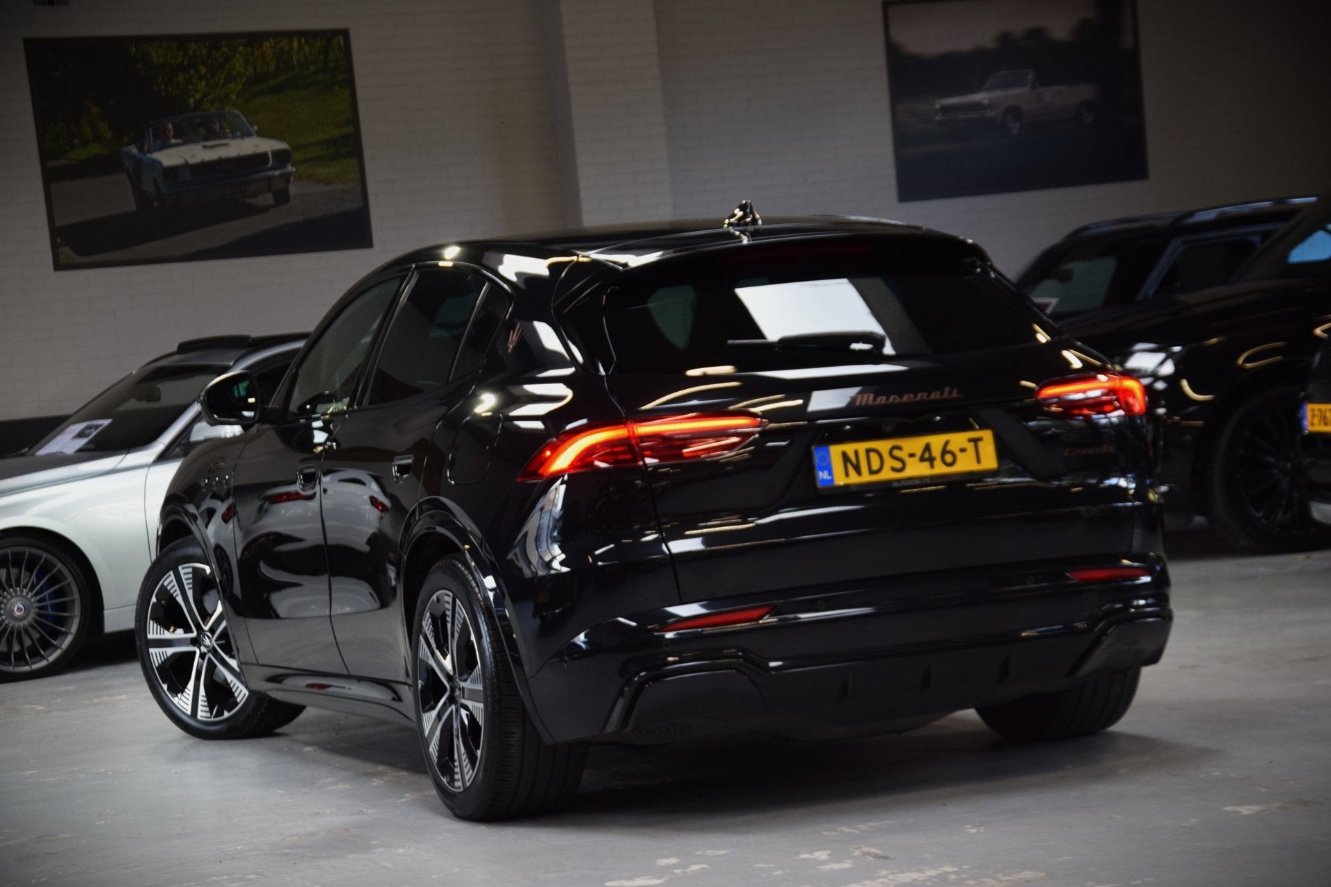 Maserati Grecale AWD Folgore Navi|Leder|551pk!|BTW|ACC|1e Ei, Auto's, Automaat, Zwart, Zwart, Leder
