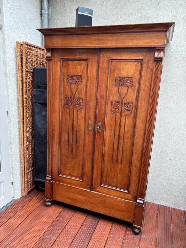 Antieke houten kast met Art Nouveau details, Antiek en Kunst, Antiek | Meubels | Kasten, Ophalen