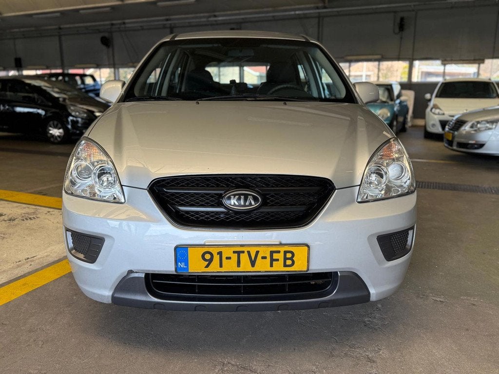 Kia Carens 2.0 CVVT X-tra | Trekhaak | Airco | Elek ramen |, Auto's, Kia, Voorwielaandrijving, 1998 cc, Gebruikt, 4 cilinders