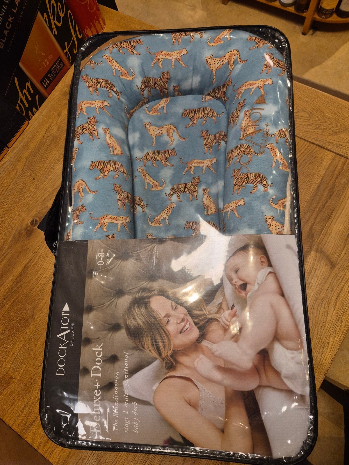 DockATot Deluxe+ Babynestje - Tijgerprint (0-8 maanden), Ophalen, Nieuw, Overige typen