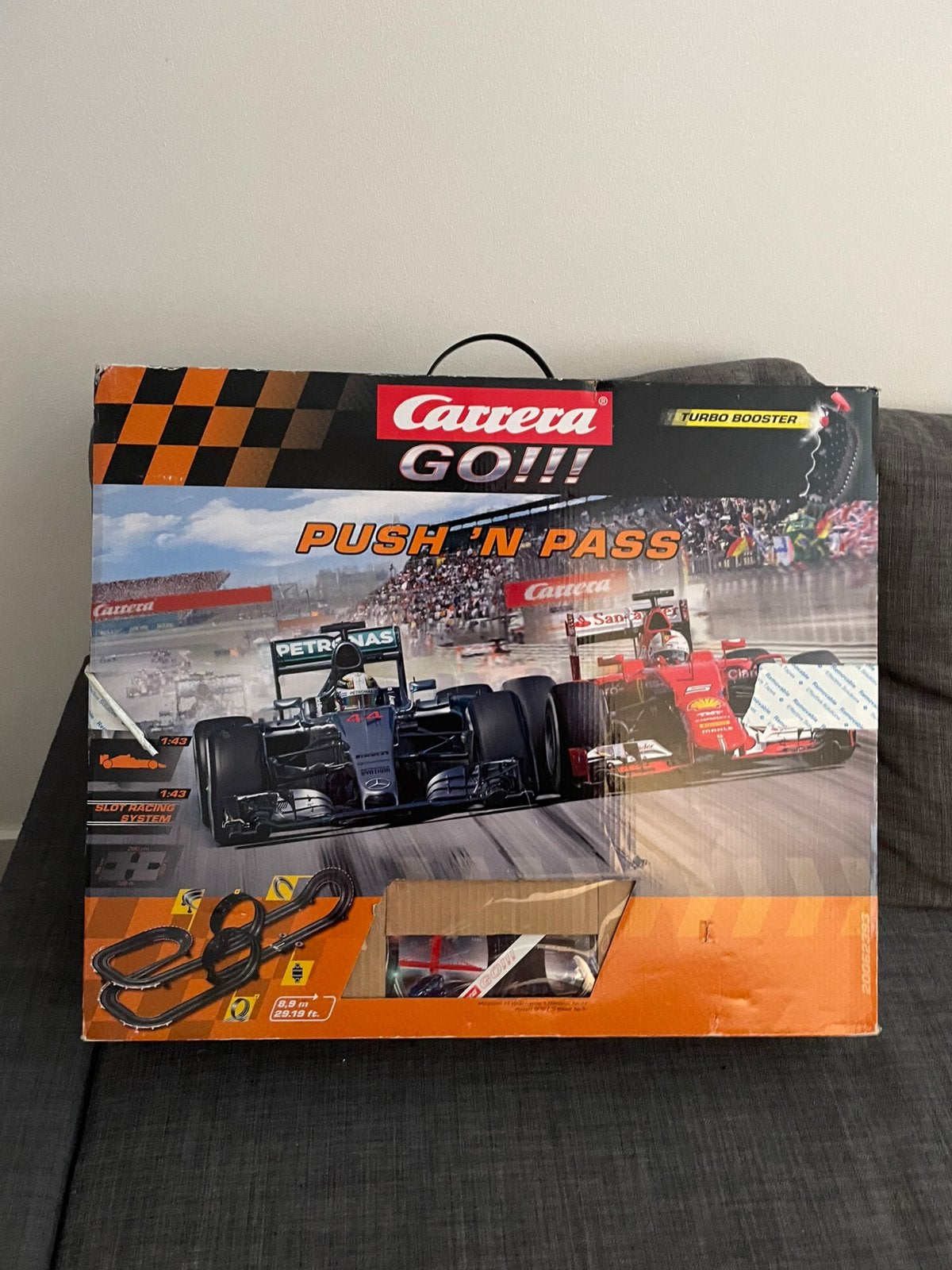 Carrera GO!!! Push 'N Pass racebaan. 8,9 m., Ophalen, Carrera, Elektrisch, Racebaan
