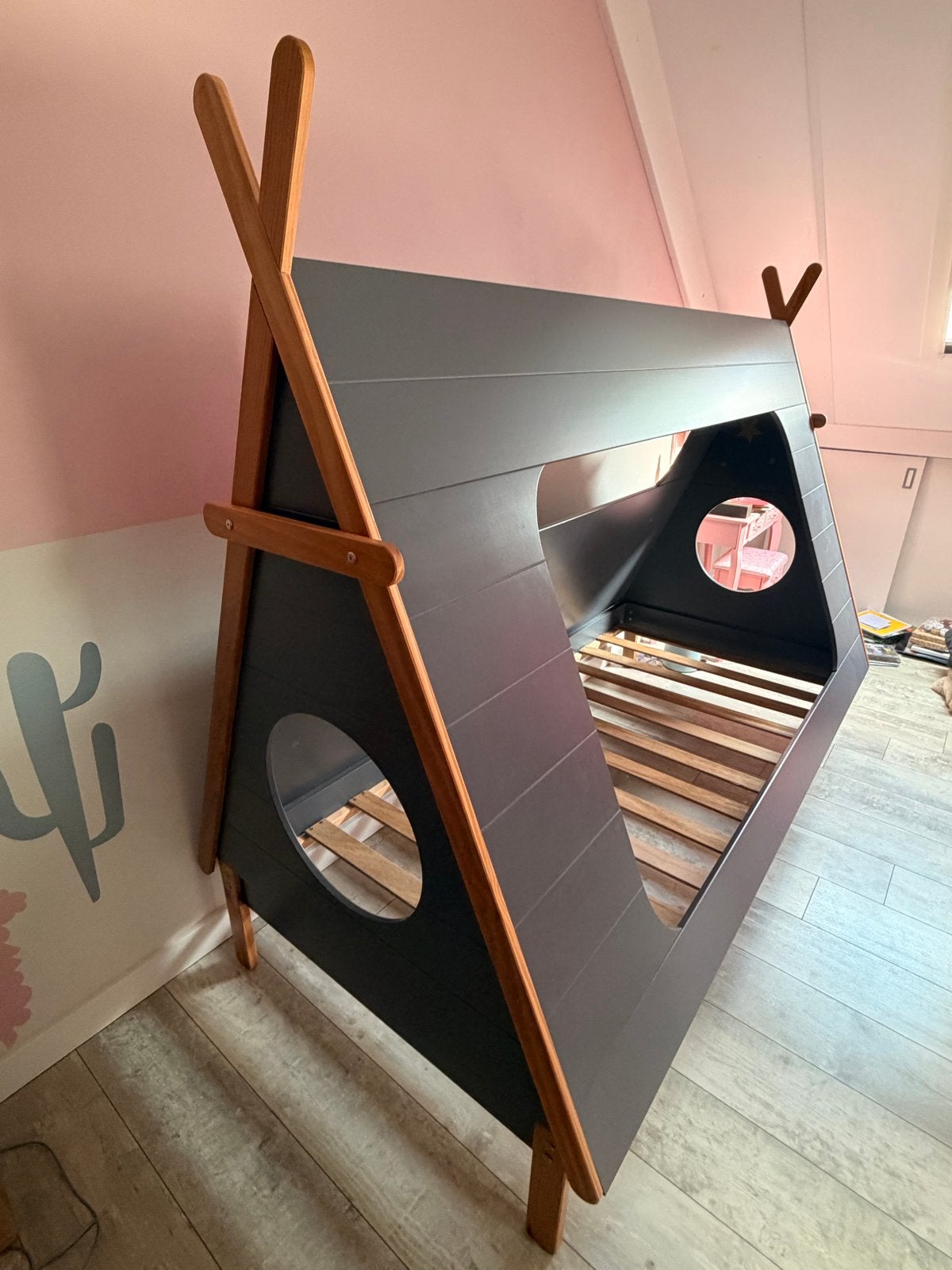 Bln Kids Tipi Bed - Grijs/Naturel - 165x105x214,4 cm, Ophalen, Gebruikt, 100 cm of meer, Lattenbodem