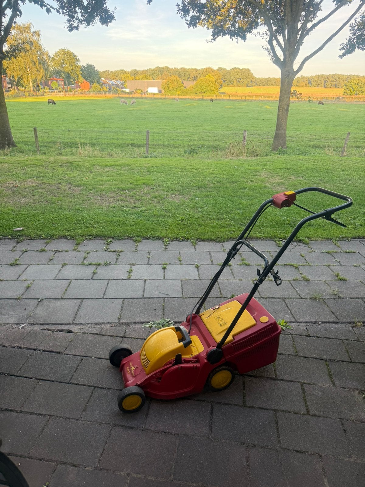Grasmaaier voor krat grolsch, Ophalen, Zo goed als nieuw