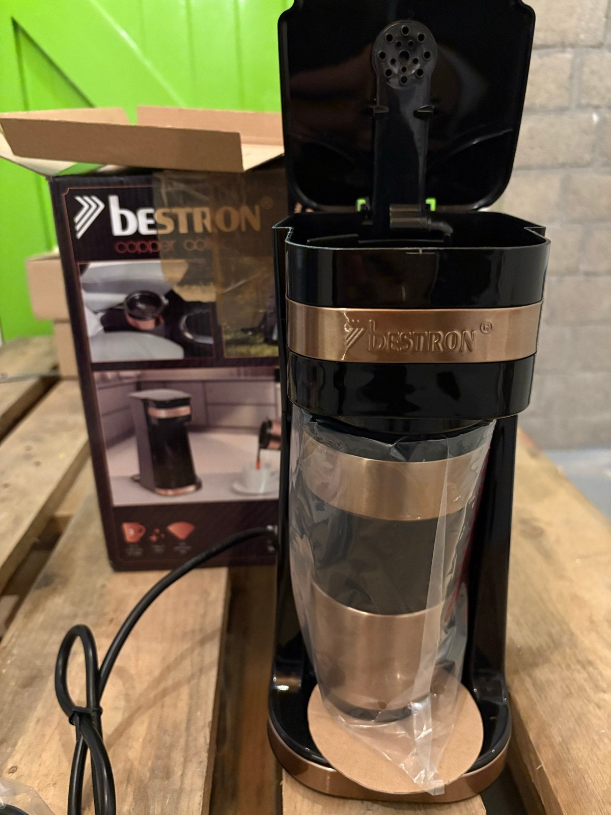 Bestron ACM112 Koffiezetapparaat met Thermosbeker Zwart/Kope, -, -, Gemalen koffie, Ophalen of Verzenden