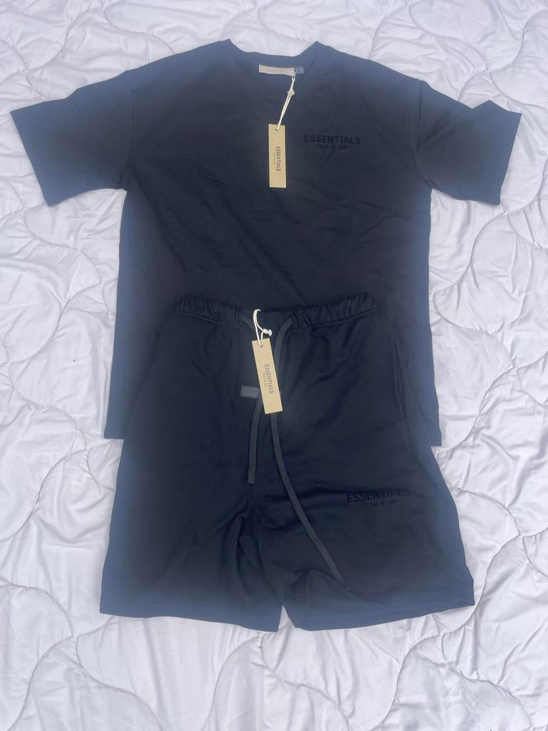 Essentials Fear of God Zwart T-shirt en Short Set - Maat L, Kleding | Dames, Jumpsuits, Ophalen of Verzenden, Zo goed als nieuw