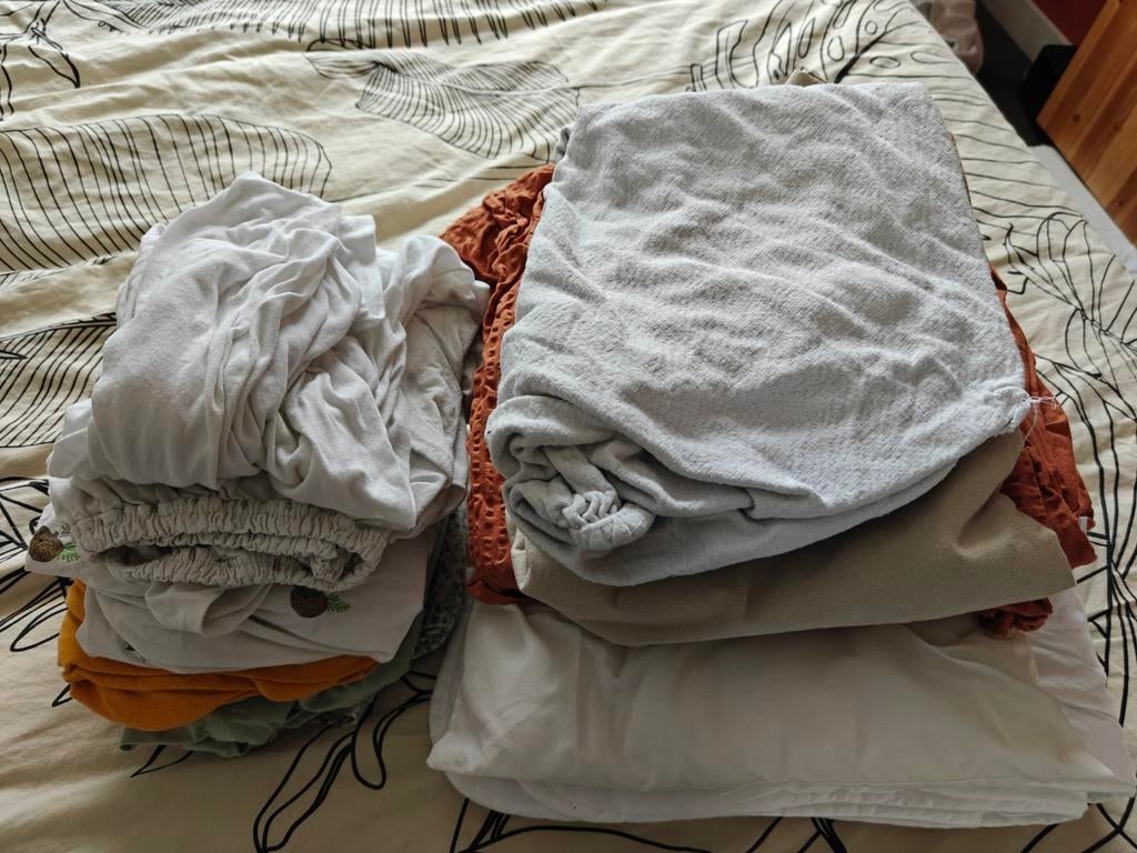 Ledikant dekbed + overtrekken en hoeslakens, Ophalen, Gebruikt, Overige kleuren, Jongetje of Meisje
