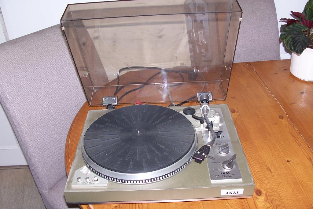 AKAI A,P 307 DRAAITAFEL, Audio, Tv en Foto, Platenspelers, Ophalen, Gebruikt, Platenspeler, Akai