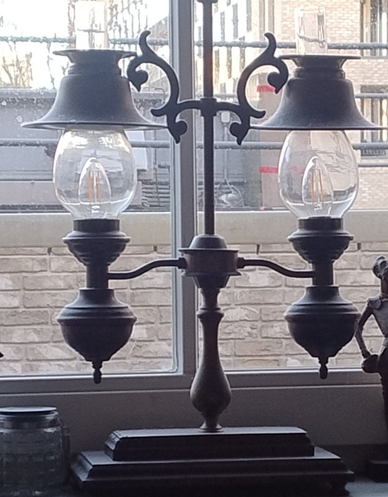 Zeldzame tafelpetroleumlamp in Art Deco- / Art Nouveau-stijl, Ophalen