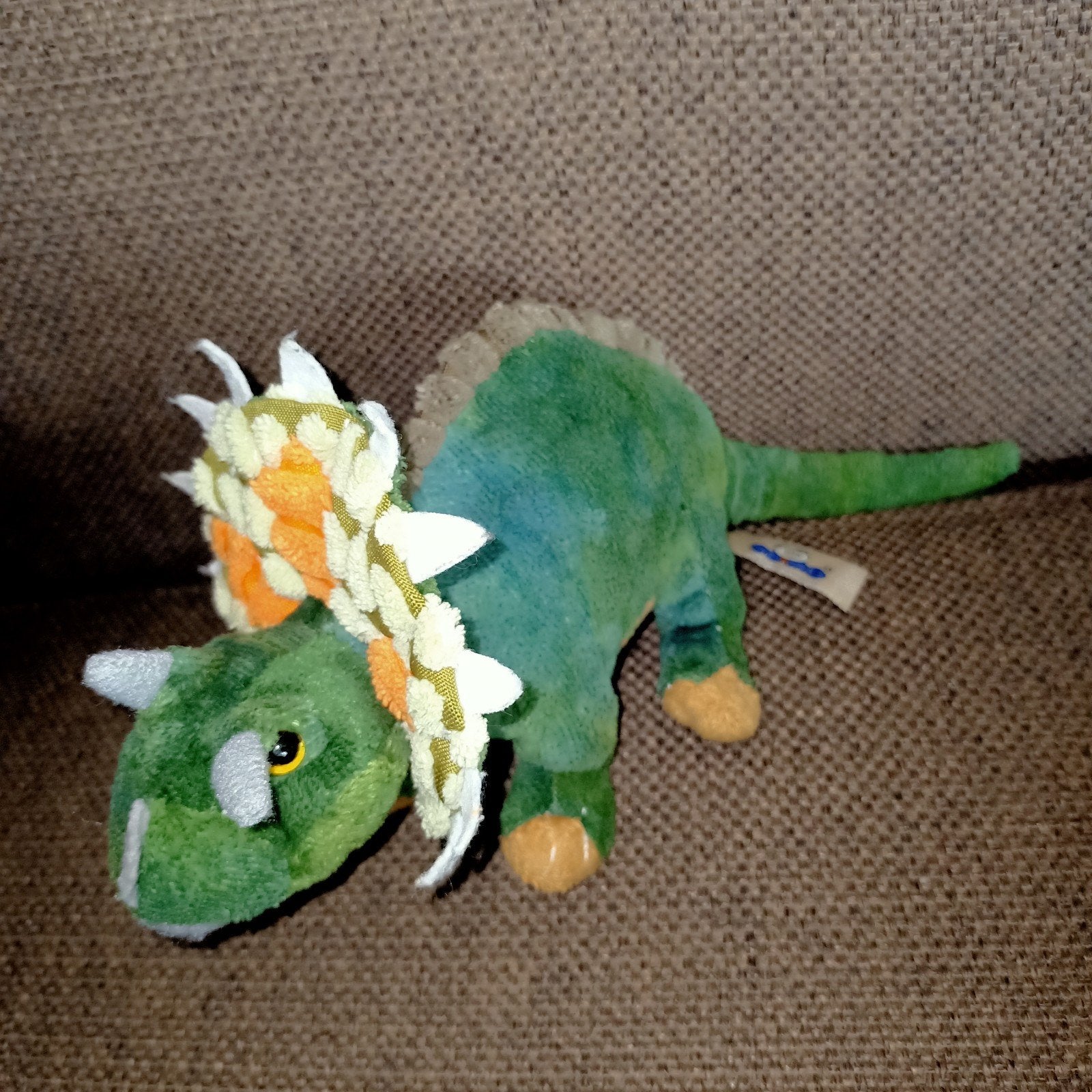 Semo trigon triceratops dinosaurus knuffel., Overige merken, Dinosaurus, Ophalen of Verzenden, Middelgroot (20 tot 80 cm)