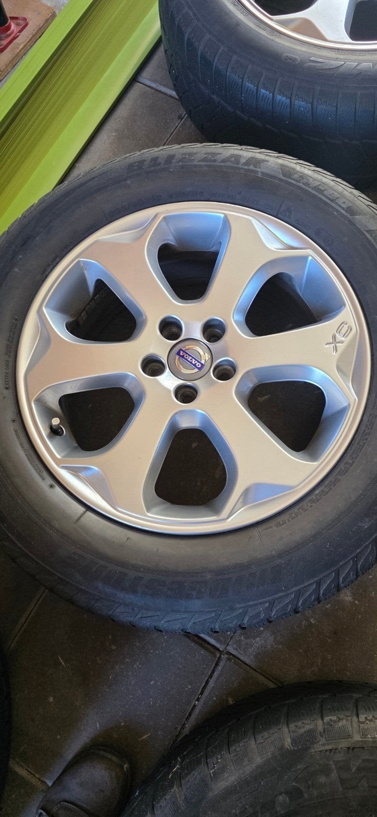 Set van vier originele Volvo XC70 van af bj 2008, Ophalen of Verzenden, Volvo