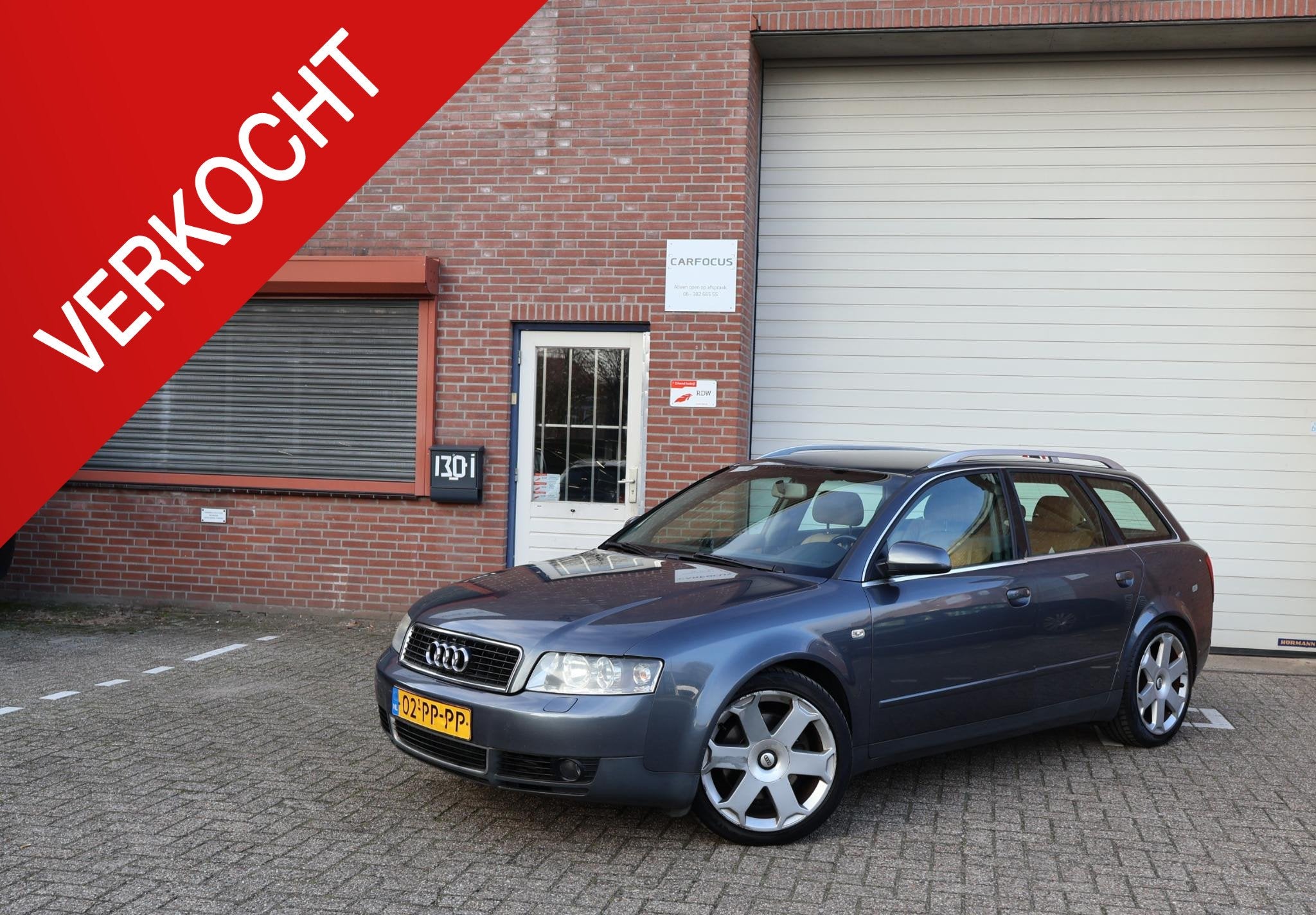 Audi A4 Avant 2.4 Pro Line MT 2e eigenaar NAP Cruise PDC Led, Automatische klimaatregeling, Gebruikt, Zwart, A4