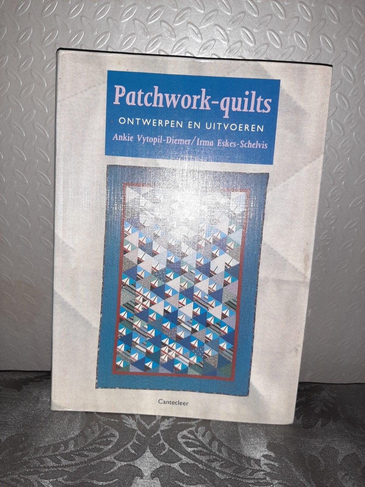 Patchwork-quilts: Ontwerpen en Uitvoeren - Boek, Boeken, Ophalen of Verzenden, Gelezen, Overige onderwerpen, Ankie Vytopil-Diemer, Irma Eskes-Schelvis