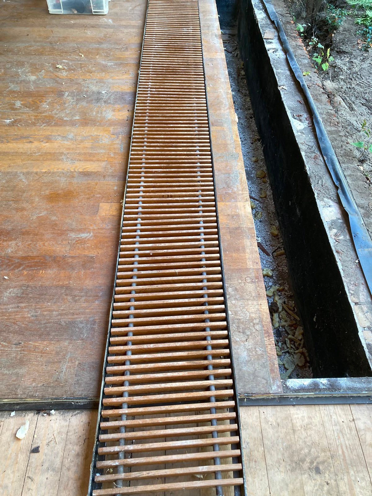 Houten rooster convector put, Ophalen, Gebruikt