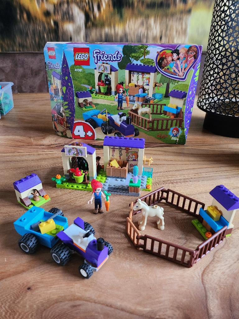Lego Friends Mia's Veulenstal 41361 - compleet in doos., Lego, Friends, Ophalen of Verzenden, Zo goed als nieuw