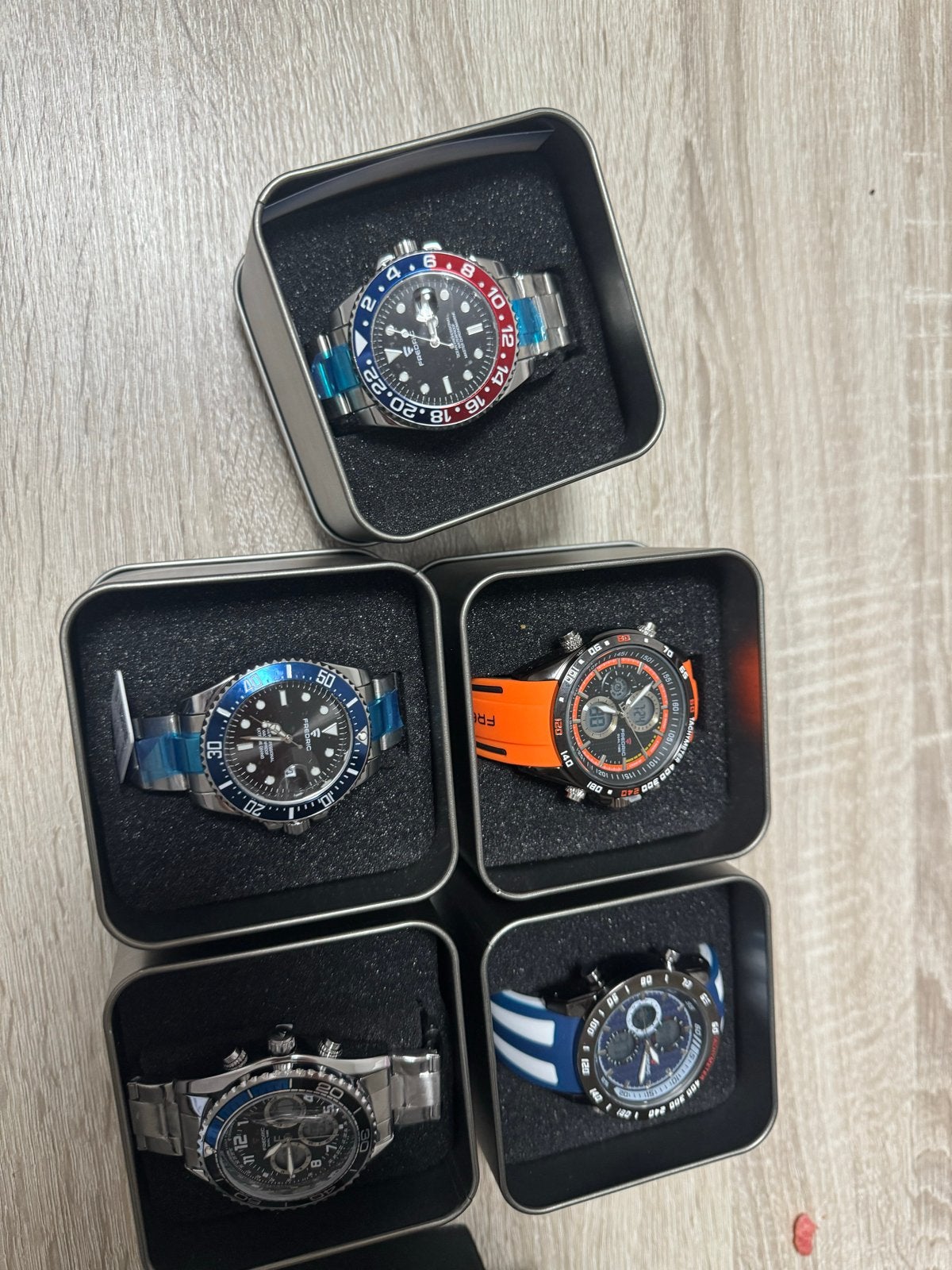 Set van 5 Fredric horloges - Nieuw in doos, Overige merken, Staal, Polshorloge, Nieuw