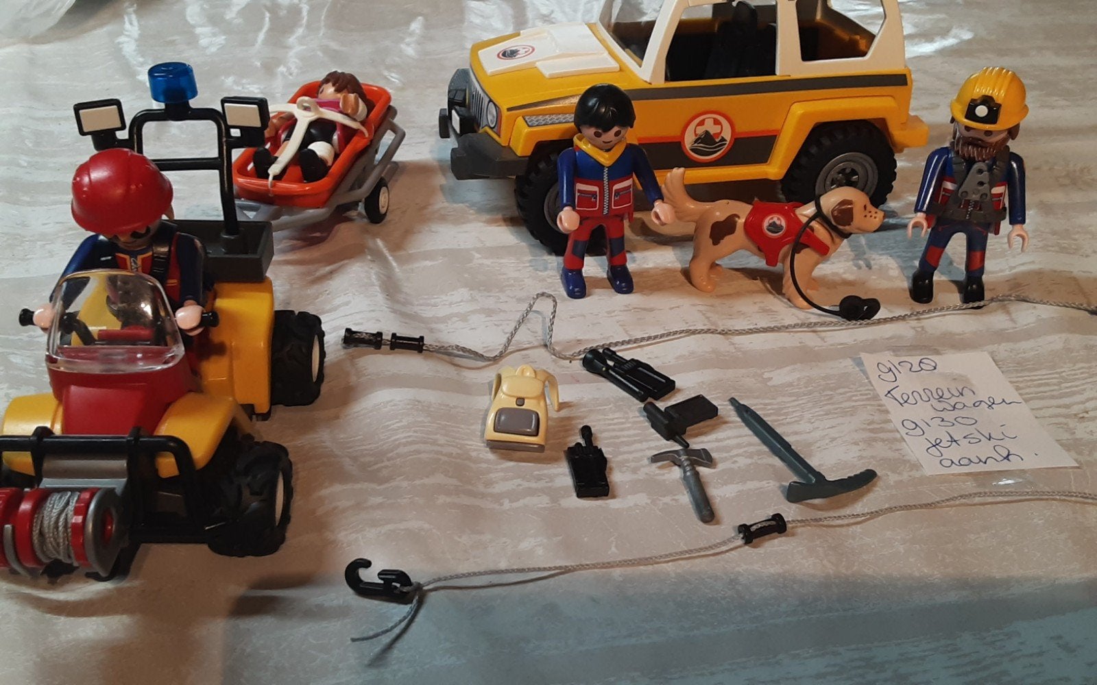 9128 terreinwagen alpen 9130 quad en brancard, Complete set, Voertuig, Ophalen of Verzenden, Zo goed als nieuw