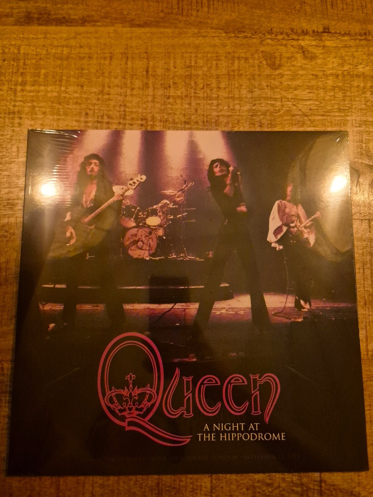 Queen - A Night At The Hippodrome vinyl (Live 1973), Geseald, Ophalen of Verzenden, 12 inch, Nieuw in verpakking