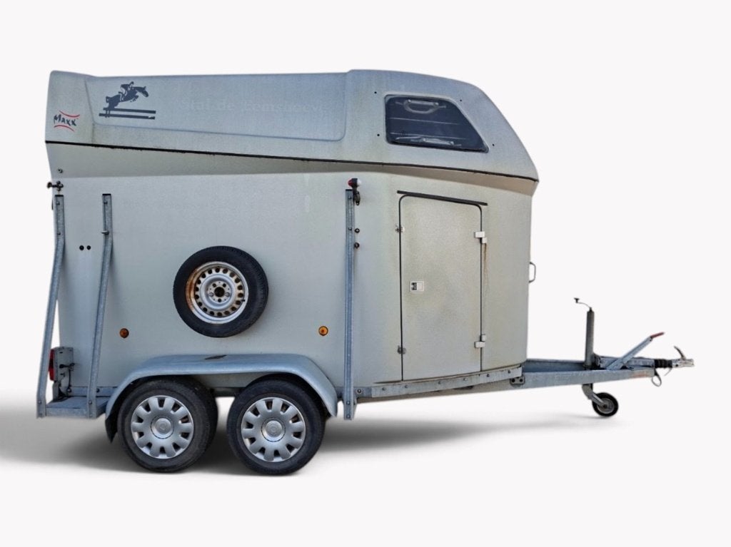 Sluis (2 paardstrailer) VOLPOLYESTER met zadelkamer, Ophalen, Gebruikt, Polyester, 2-paards trailer