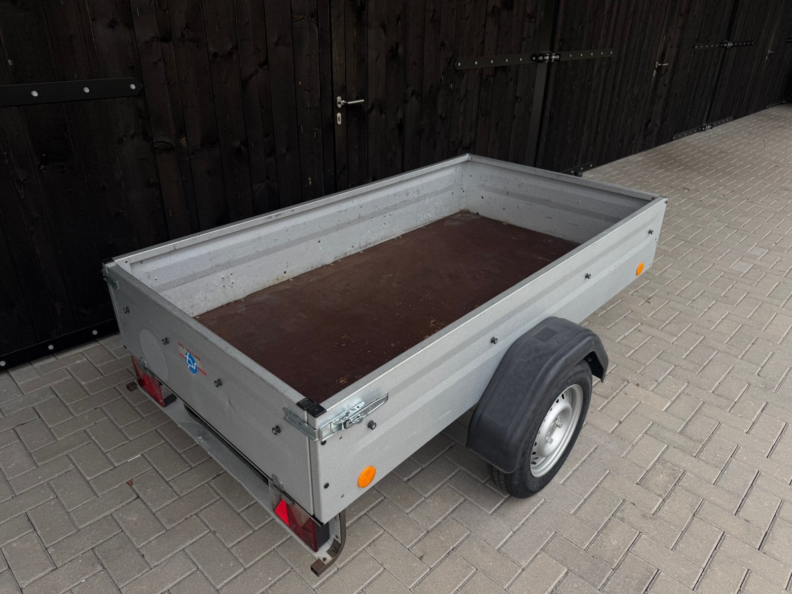 Nette Aanhanger 750 kg Böckmann, enkelasser, Ophalen, Zo goed als nieuw