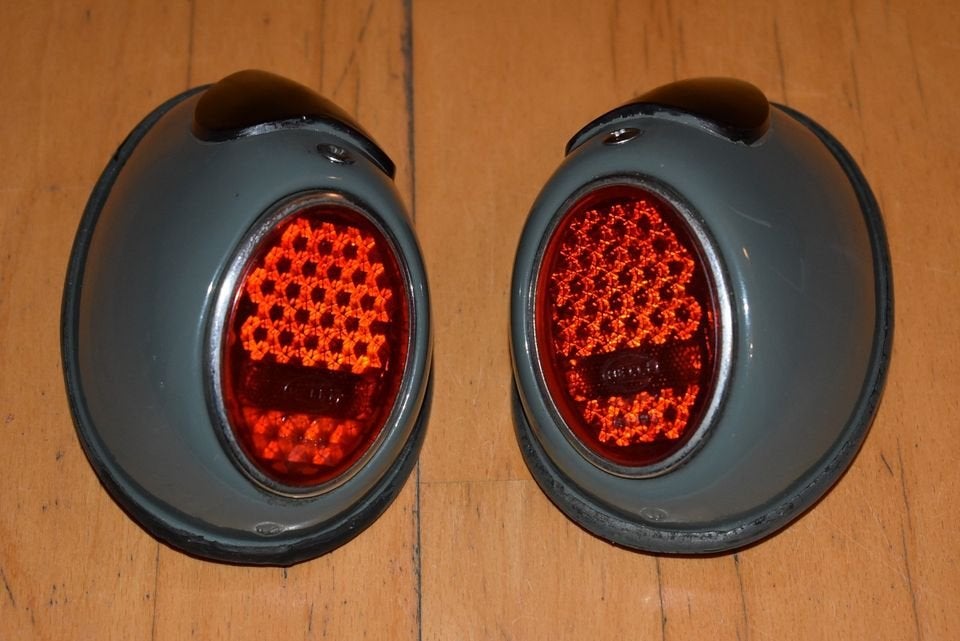 2 originele VW Kever / Hella hartjes achterlichten, Ophalen, Gebruikt