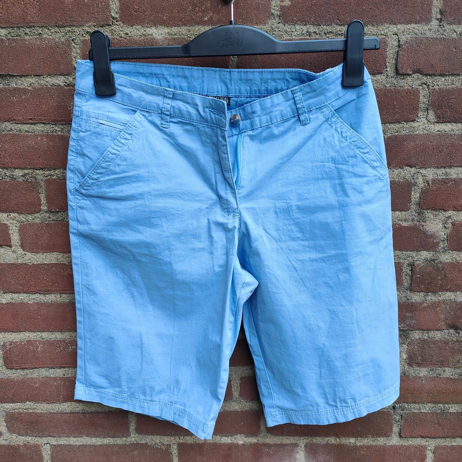 Up Fashion bermuda broek maat 38 zgan, Maat 38/40 (M), Kort, Blauw, Ophalen of Verzenden