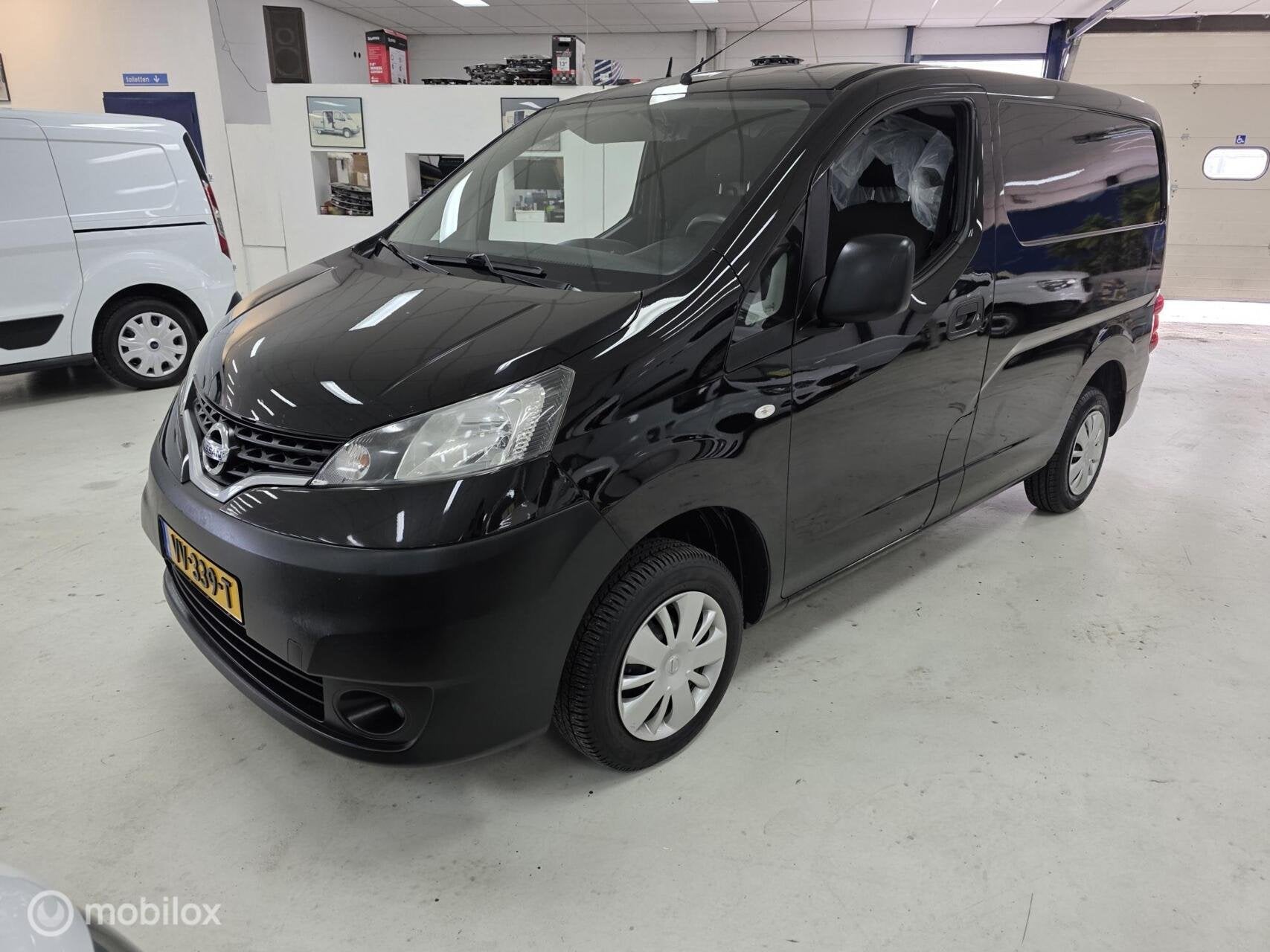 Nissan NV200 1.5 dCi Optima Airco Navigatie MARGE!, Auto's, Euro 5, Gebruikt, 4 cilinders, Zwart