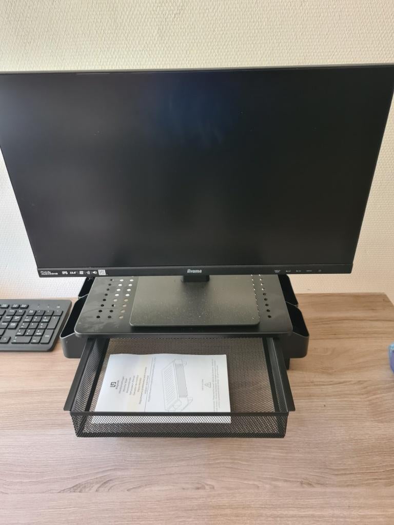 Ilyama monitor plus handige verhoger., Computers en Software, Ophalen, Ingebouwde speakers, Full HD, Zo goed als nieuw