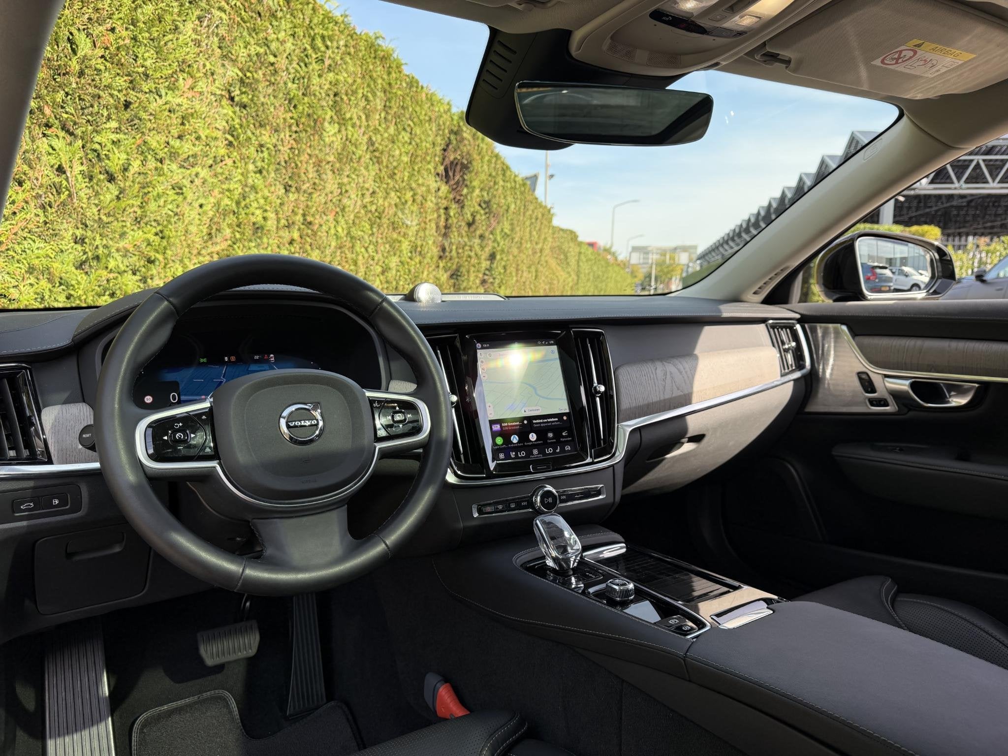 Volvo V90 T8 Plug-in hybrid AWD Ultra Dark, Euro 6, 4 cilinders, 180 min, Hybride Elektrisch/Benzine