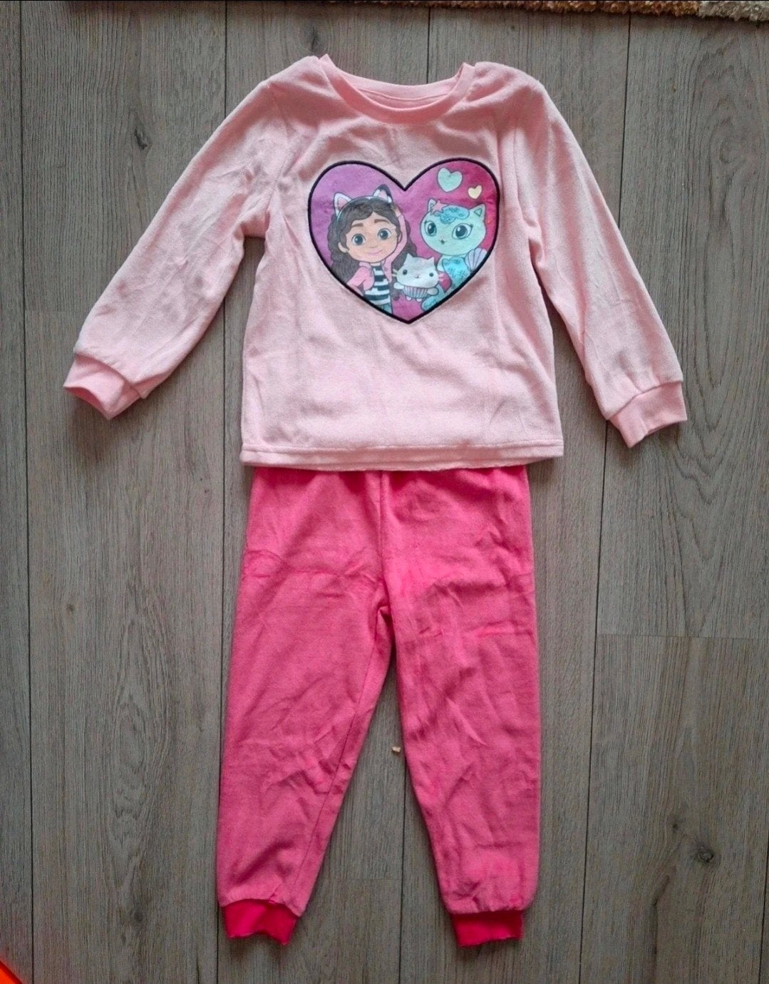 Nieuwe pyjama maat 98/104 Gabby's Dollhouse, Kinderen en Baby's, Kinderkleding | Maat 98, Ophalen of Verzenden, Nieuw, Meisje