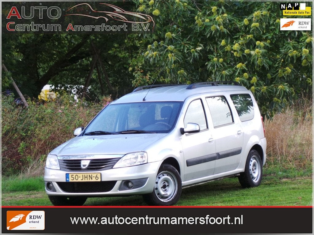 Dacia Logan MCV 1.6-16V Lauréate 7p. ( INRUIL MOGELIJK ), Dealer onderhouden, Gebruikt, Electronic Stability Program (ESP), 7 stoelen