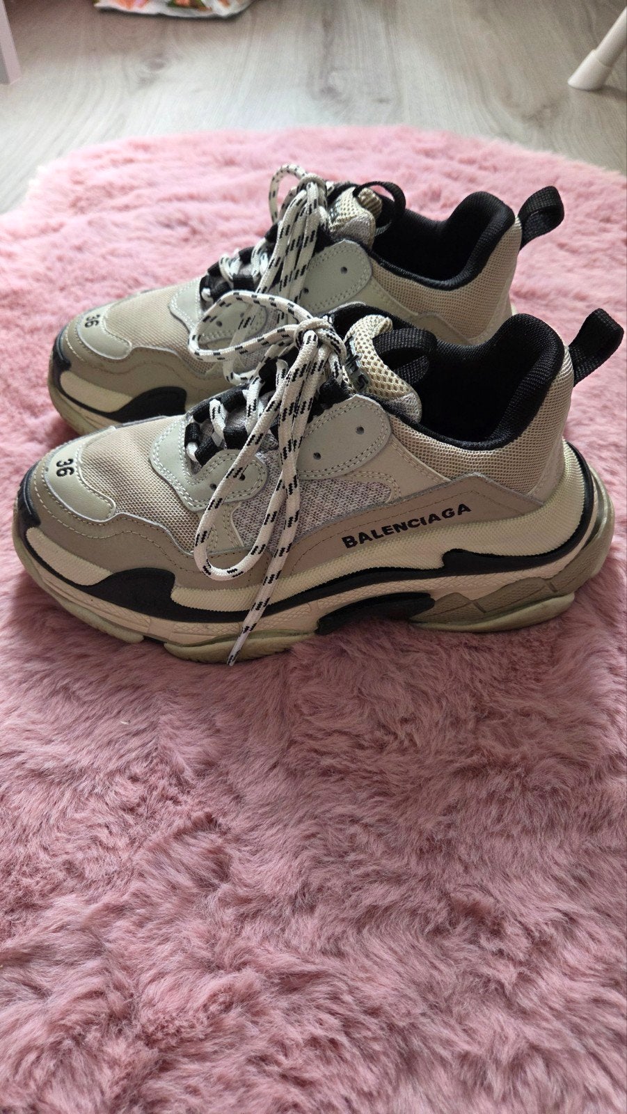 Balenciaga sneakers, maat 36, Kleding | Dames, Balenciaga, Beige, Ophalen of Verzenden, Sneakers of Gympen