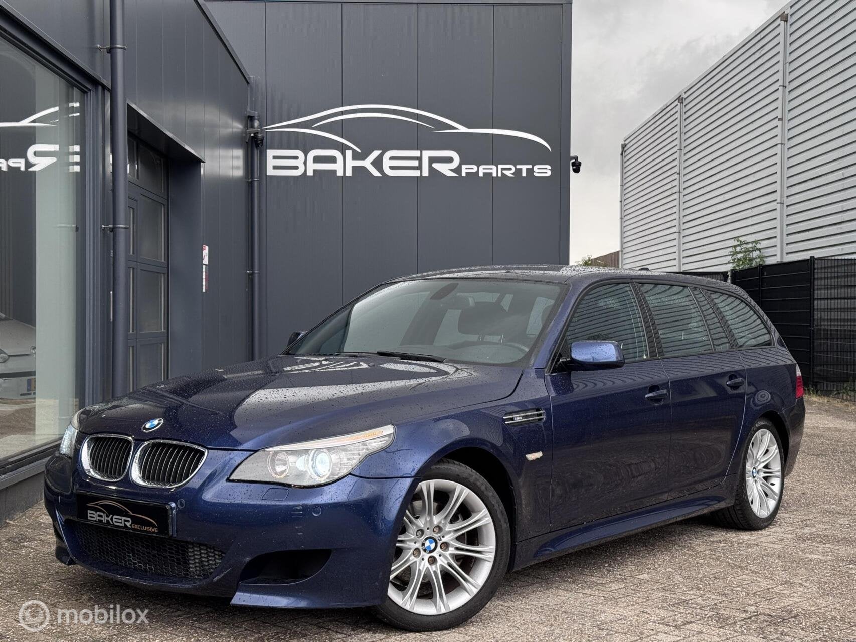 BMW 5-serie Touring 523i - M-pakket - Sport stoelen - M5 -, Auto's, 13 km/l, Achterwielaandrijving, Gebruikt, Blauw