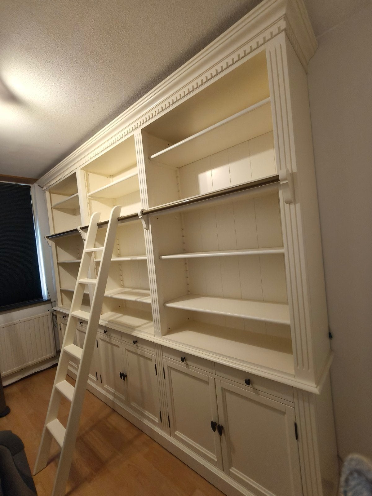 Grote boekenkast met ladder, Huis en Inrichting, Kasten | Boekenkasten, Ophalen, Gebruikt, 200 cm of meer, 200 cm of meer