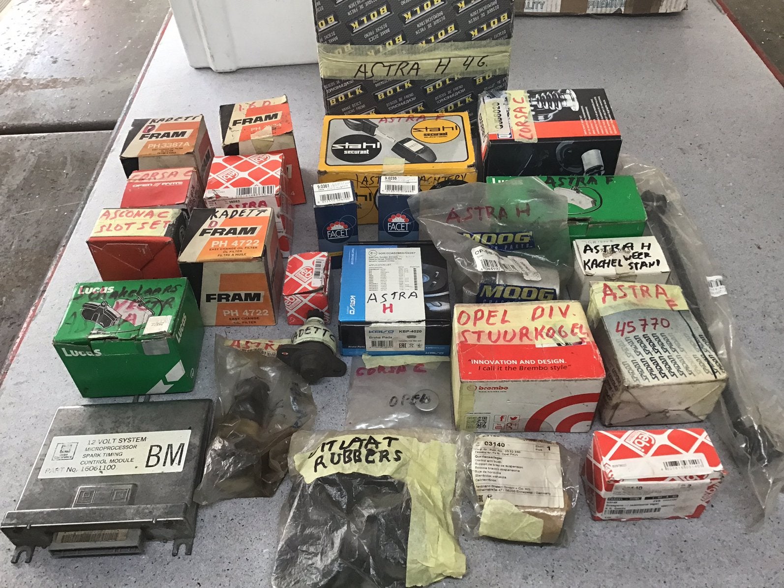 Opel div onderdelen zie foto, Ophalen, Nieuw, Opel