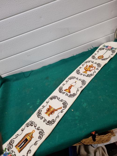 geborduurd schellekoord loper, Ophalen of Verzenden, 'T Olde Gre-j, Info@toldegrej.nl, Endepoelstraat 20f Didam