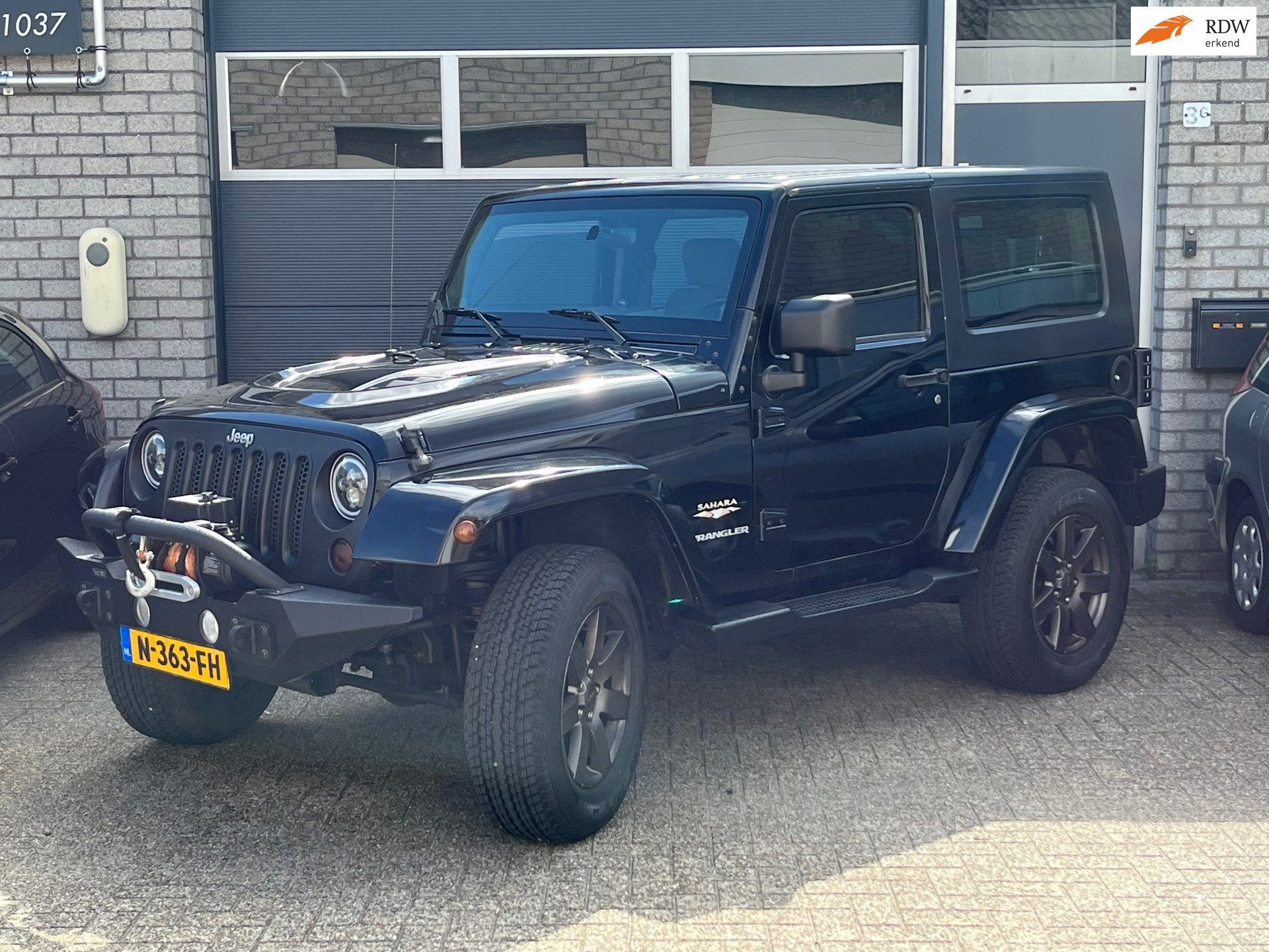 Jeep Wrangler 3.8 Sport AUTOMAAT Cabriolet 4x4 lier airco, Auto's, Jeep, Stof, Gebruikt, Zwart, Bedrijf
