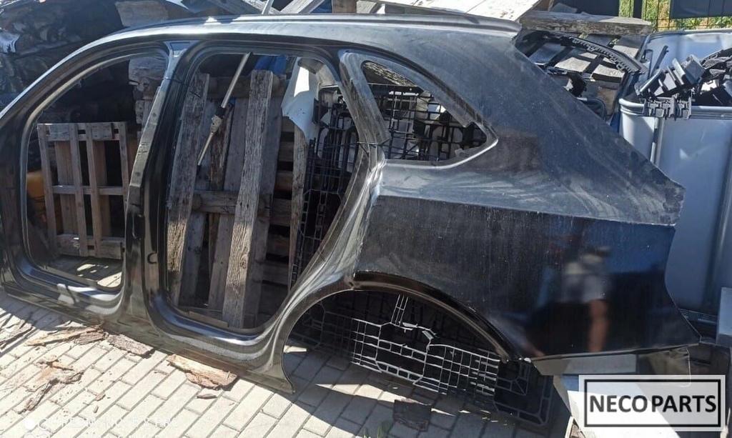 BENTLEY BENTAYGA ACHTERBUMPER, ACHTERPANEEL, ACHTERSCHERM, Gebruikt, -, Ophalen of Verzenden, -