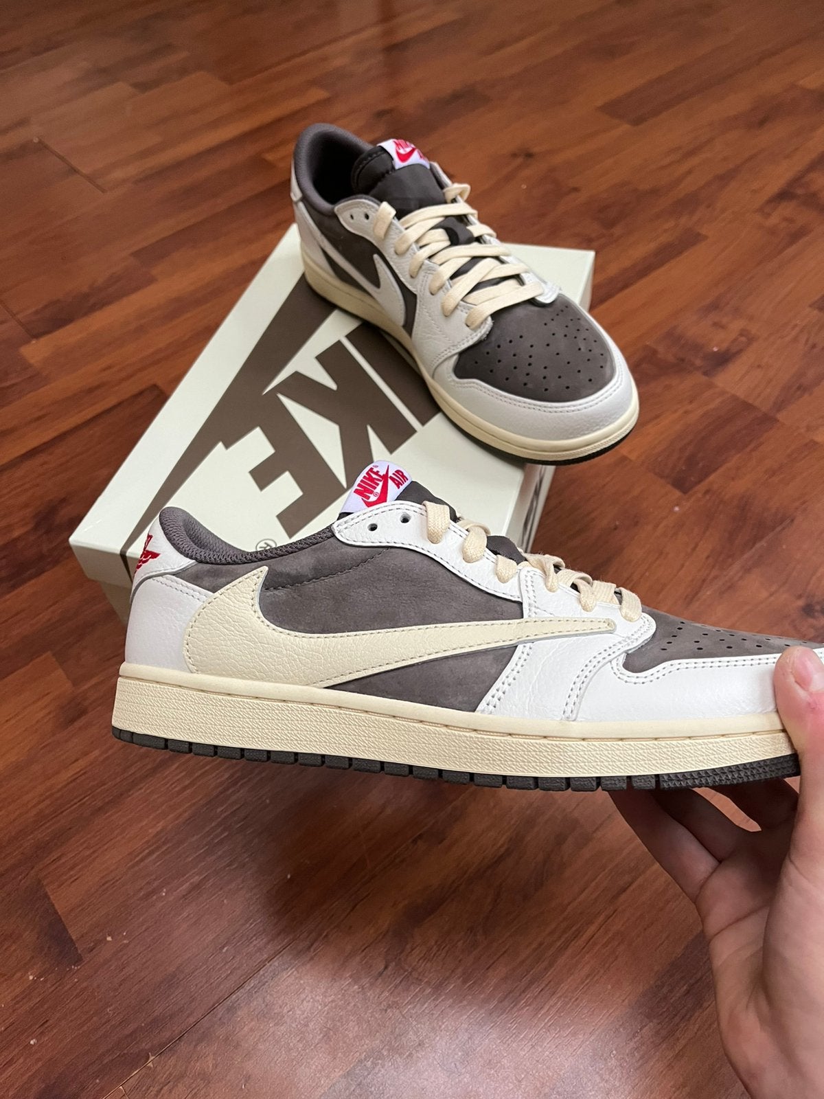 Travis scott schoenen, Ophalen of Verzenden, Zo goed als nieuw, Bruin